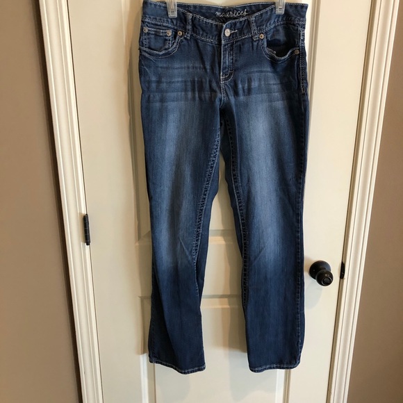 LIKE NEW Maurice’s 9/10 LONG jeans! - Picture 3 of 5